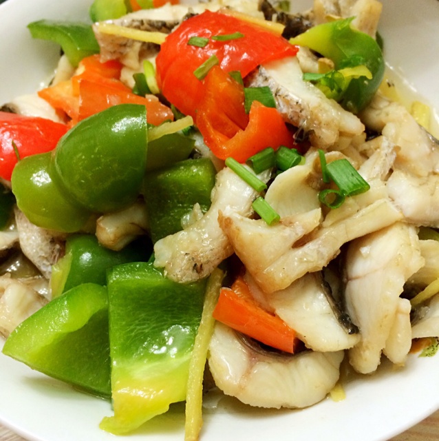 long佳做的青椒炒鱼