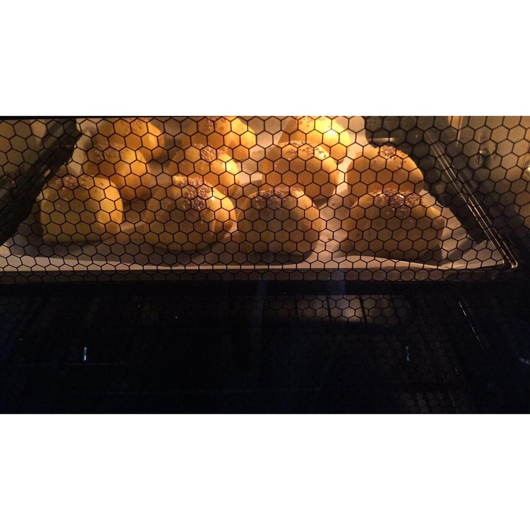 胡萝卜奶油小面包