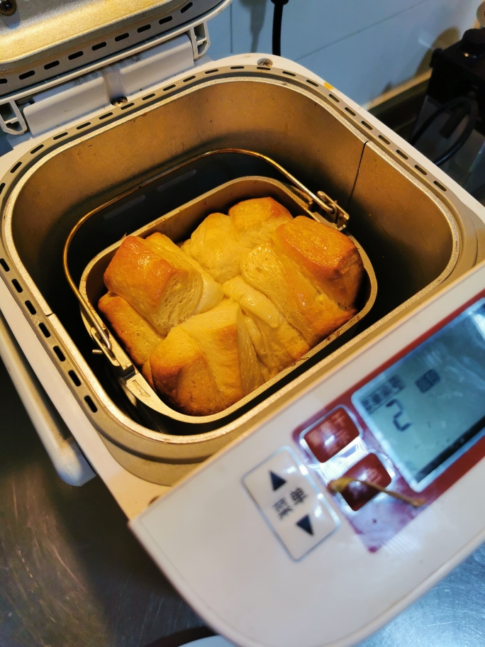 面包机做日式炼乳面包的做法 步骤10