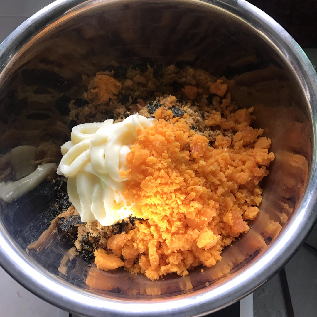 清明必吃的艾草青团