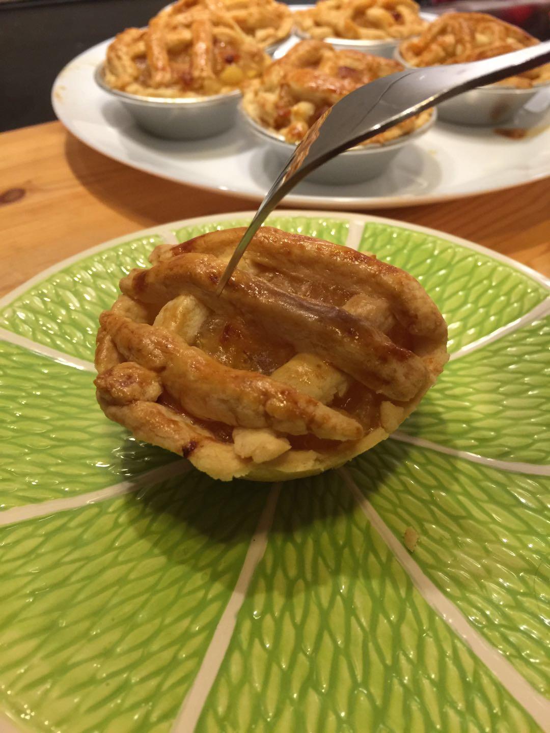 小小苹果派