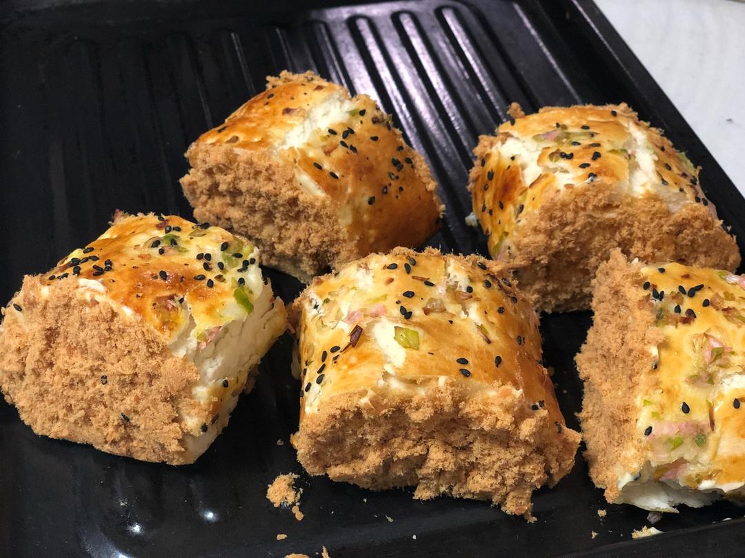 肉松面包卷