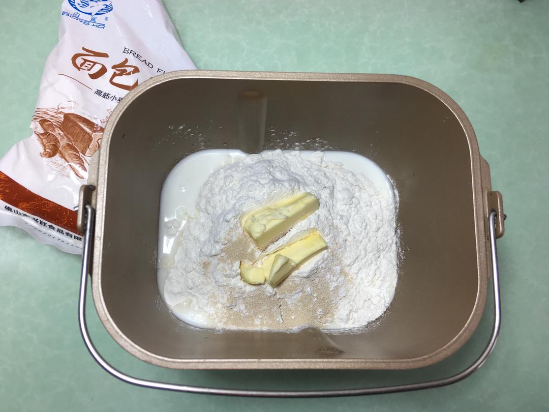 纯奶手撕吐司的做法 步骤1