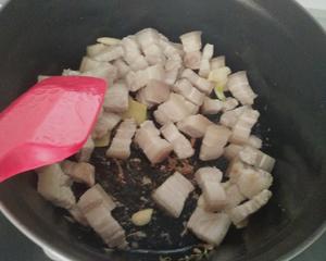 【staub版】竹笋豆泡烧肉的做法 步骤5