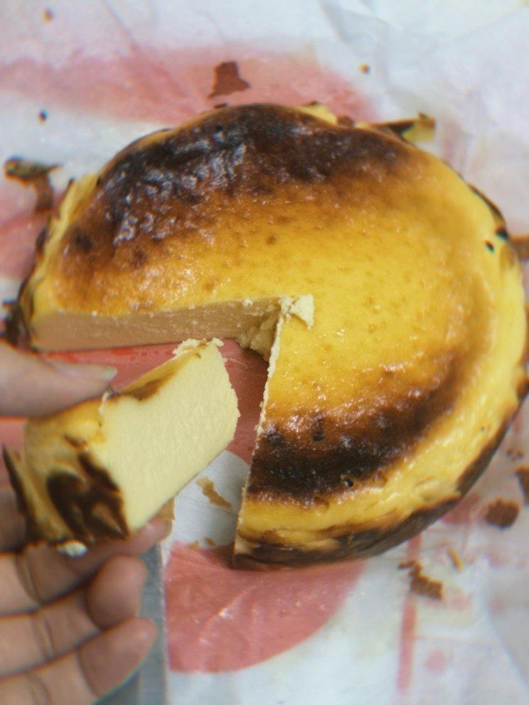 正宗巴斯克烧焦芝士蛋糕 Original Basque Burnt Cheesecake