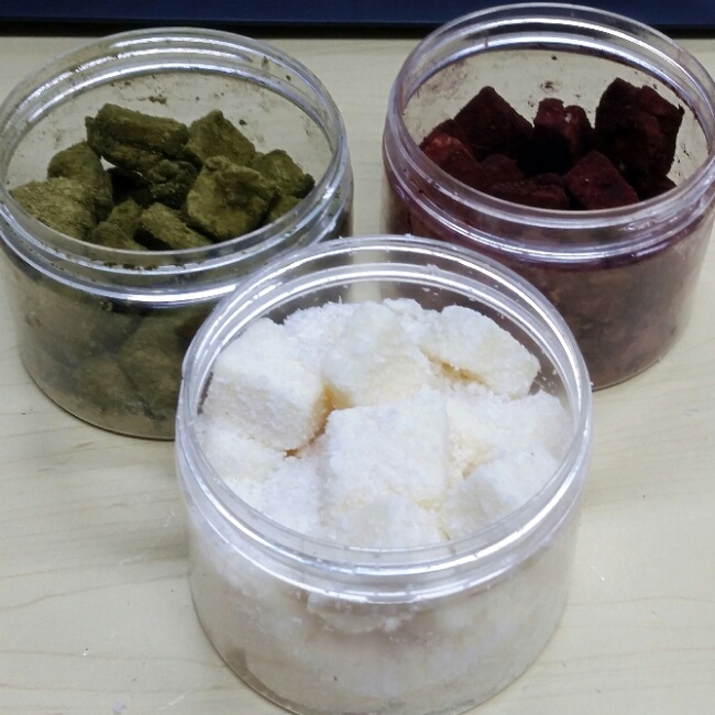 完胜85度C牛奶椰丝小方