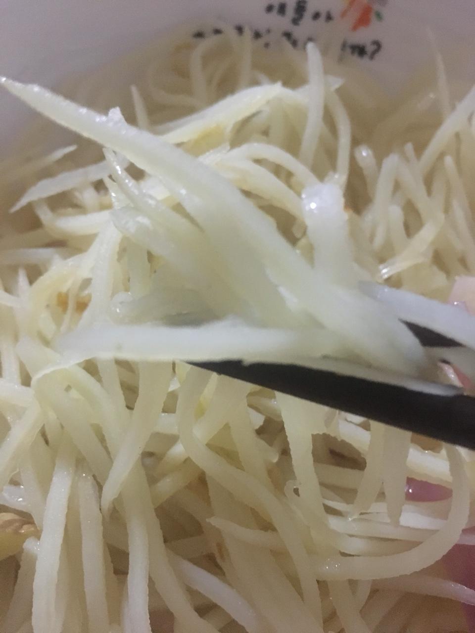 酸辣土豆丝