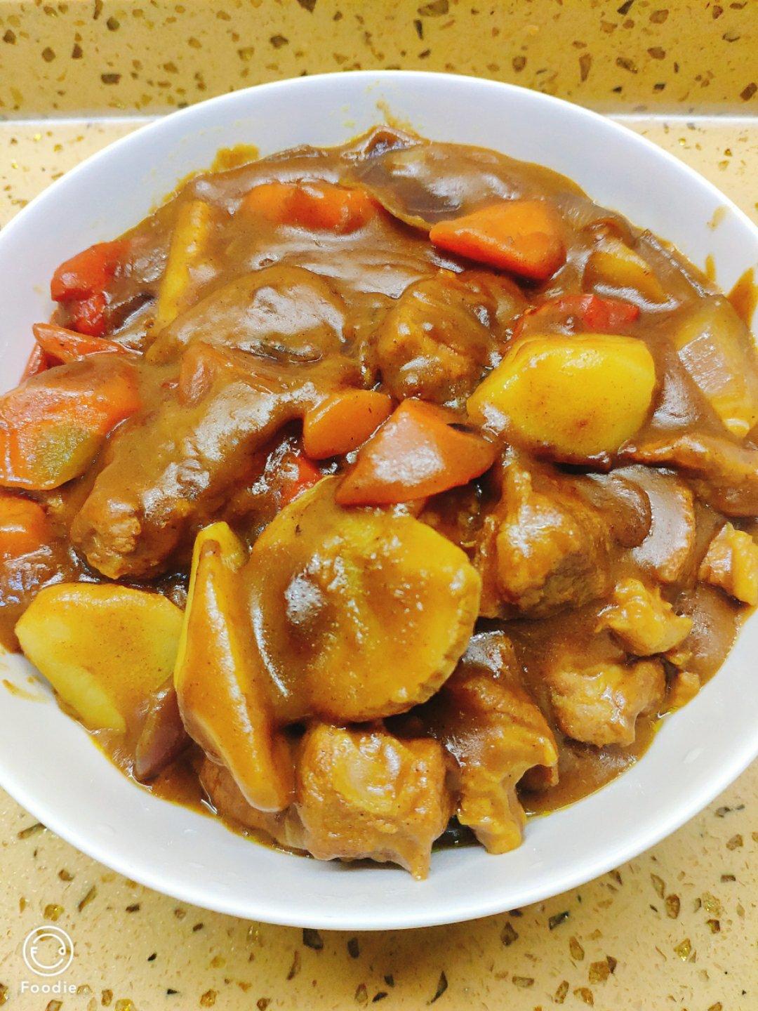 lynnguan做的咖喱牛肉炖土豆