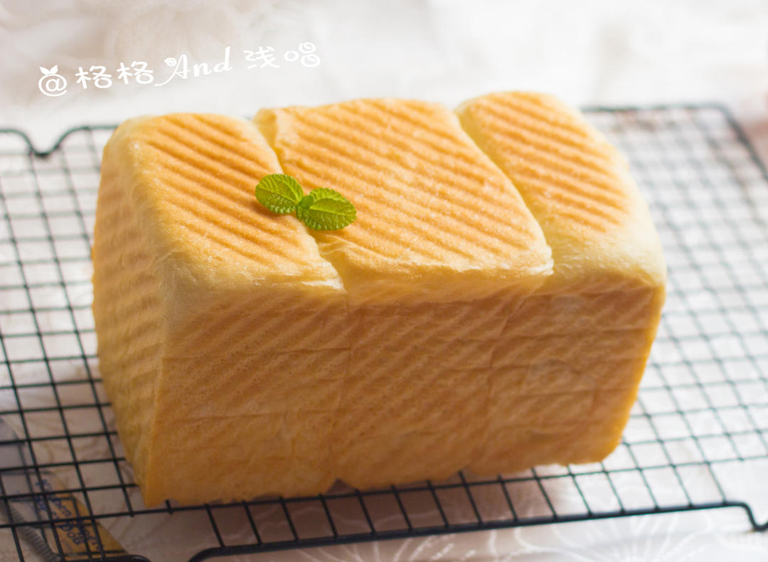 牛奶土司，绵软的白胖纸~ 安利一则【面包静置法】