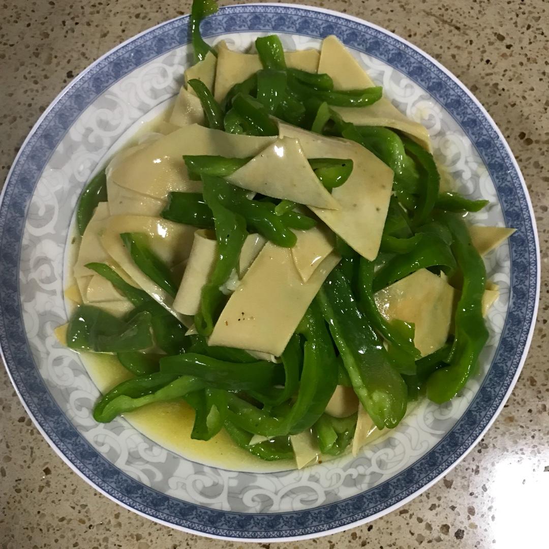 尖椒炒干豆腐