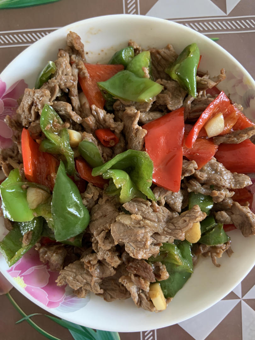 吉米笨笨喵做的小炒牛肉肉嫩味香