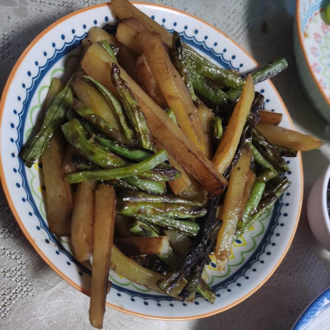 干煸豆角土豆