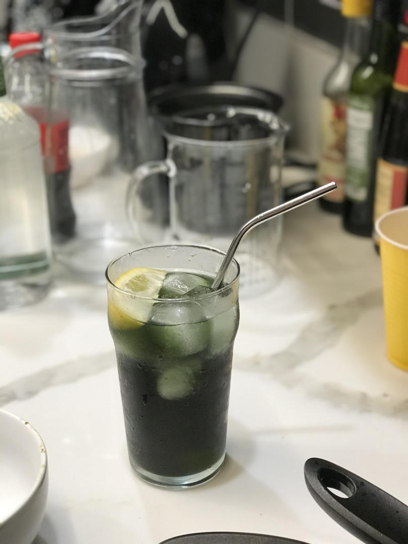 《长岛冰茶》鸡尾酒（Long Island Iced Tea）