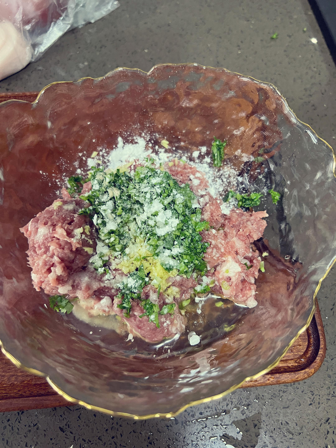 超绝的香菜丸子