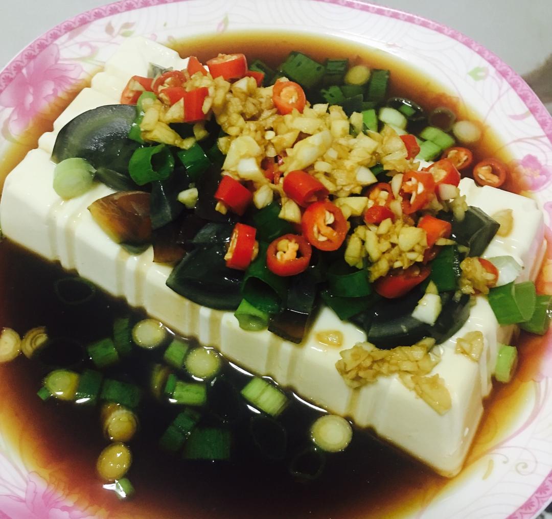 皮蛋豆腐