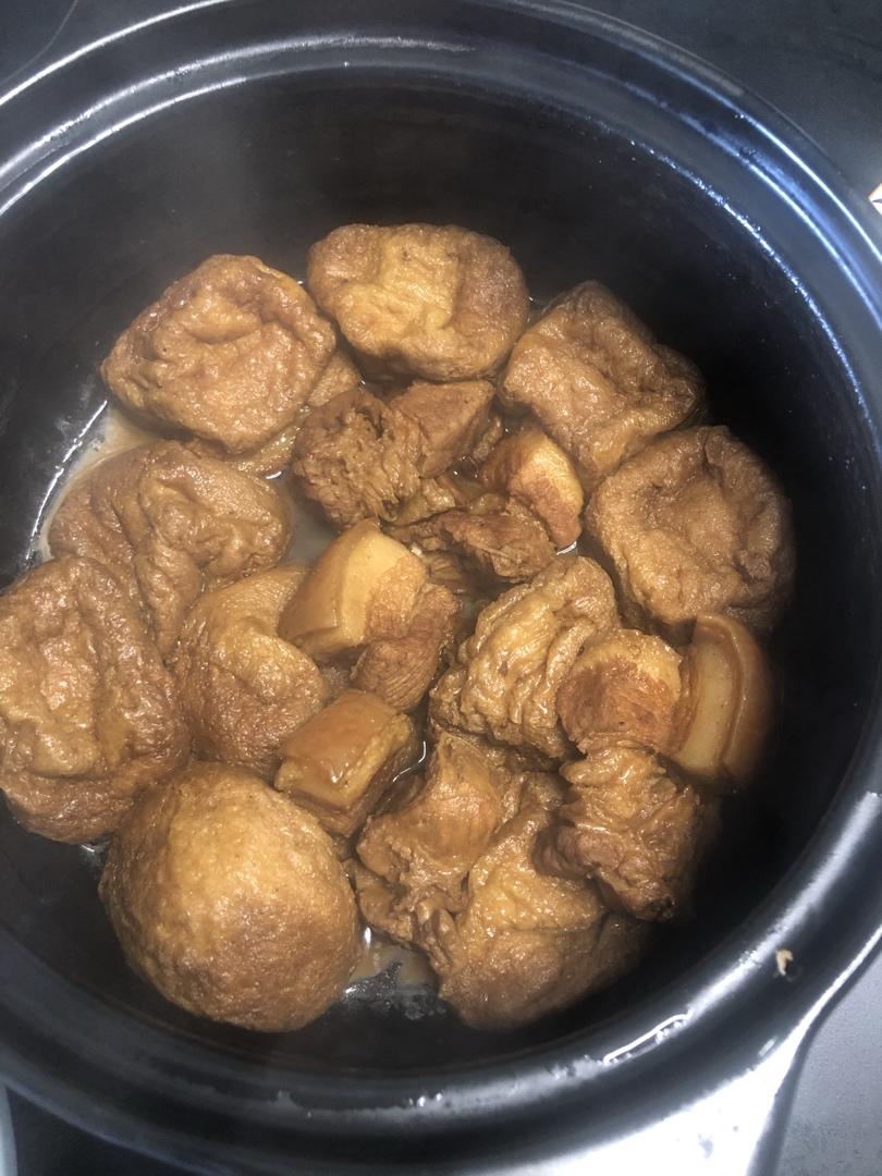 油豆腐焖五花肉