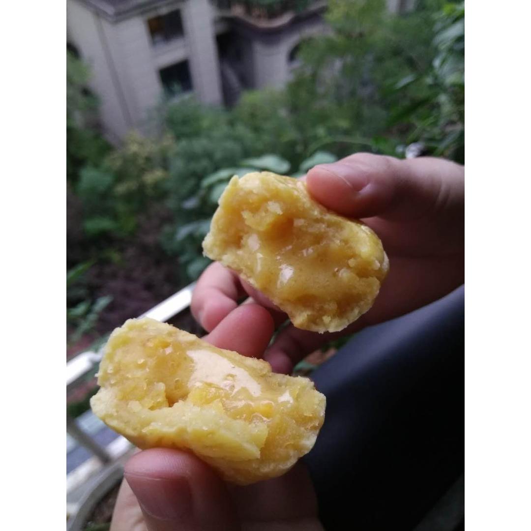 超详细图解版--流心奶黄月饼