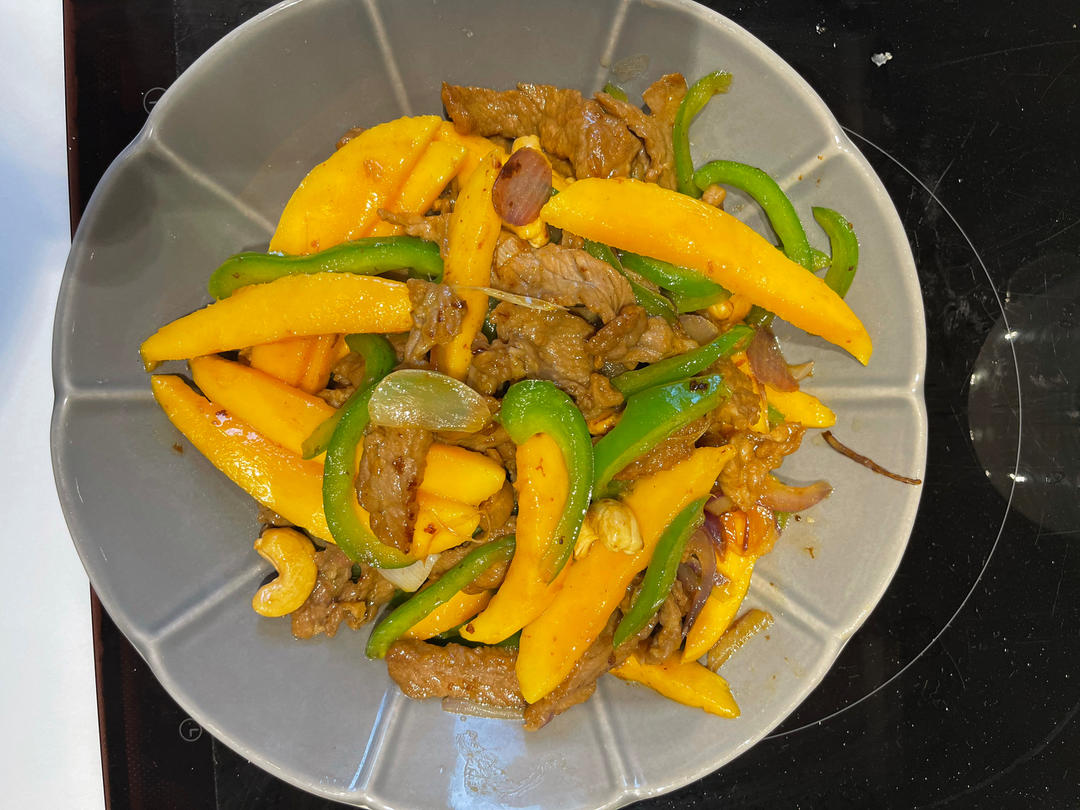 【小高姐】青椒牛肉 如何炒出嫩滑的牛肉