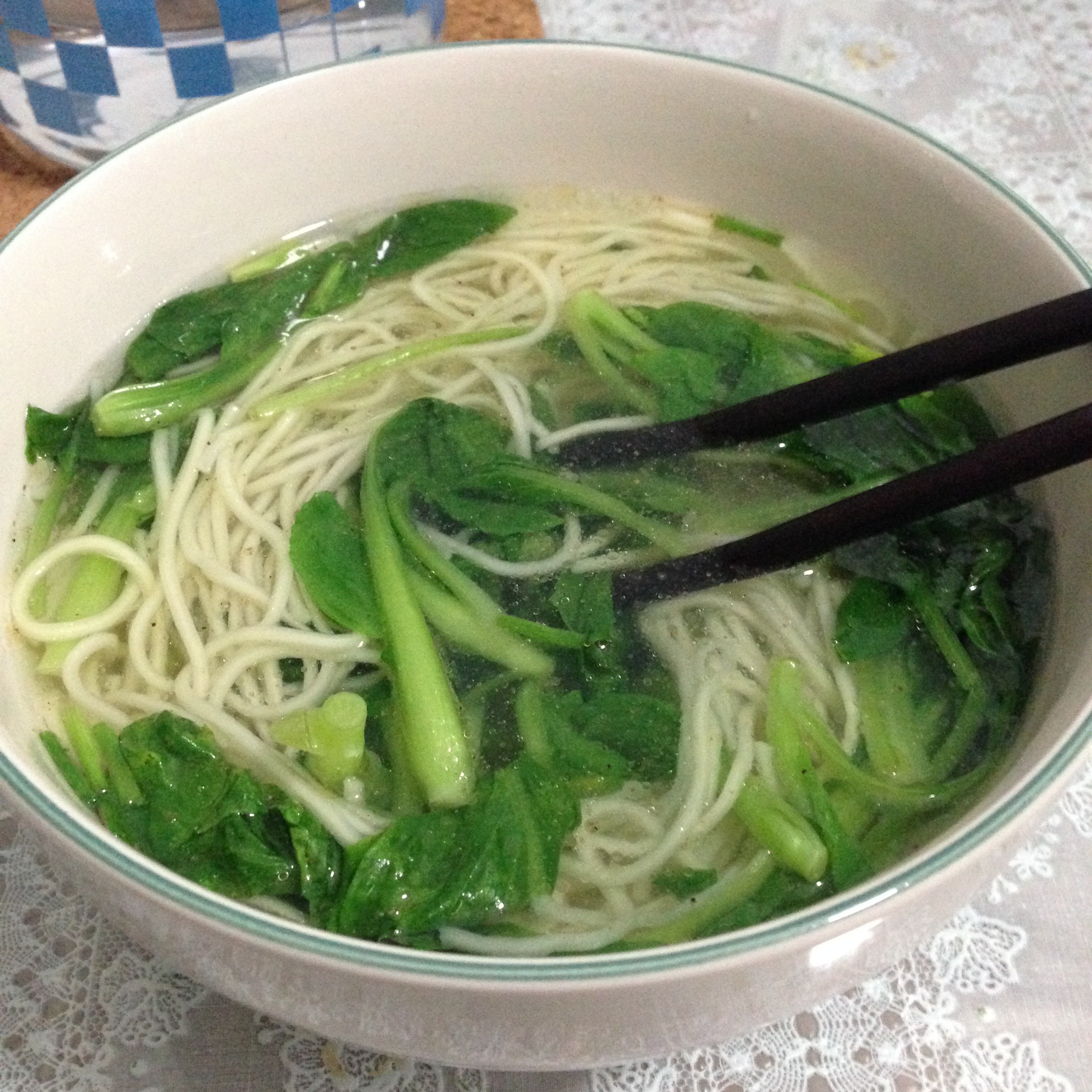 kelly-30做的小白菜苗清汤面