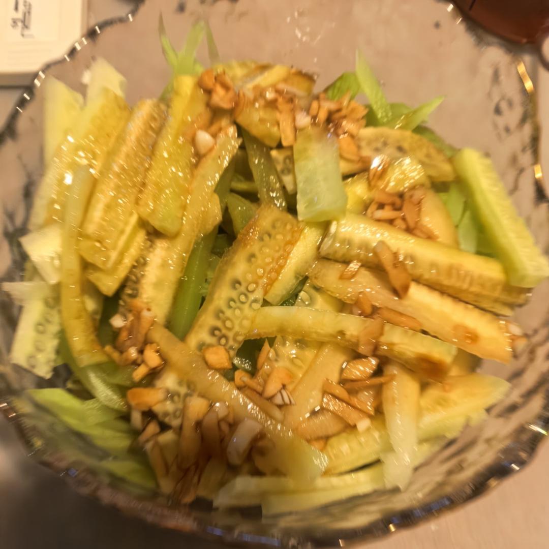 10分钟搞定的快手凉拌菜，清脆爽口的凉拌莴笋丝