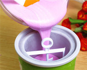 火龙果冰淇淋的做法的做法 步骤8