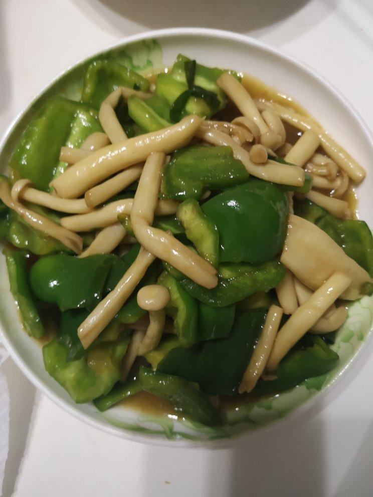 海鲜菇炒青椒