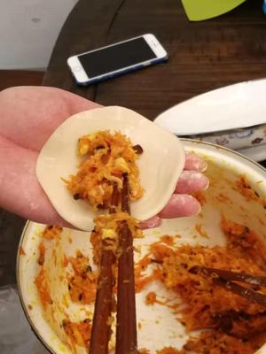 吃不出胡萝卜的胡萝卜水饺（三鲜版）的做法 步骤12
