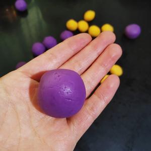 水晶紫薯球的做法 步骤2