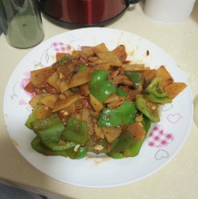 青椒番茄土豆片