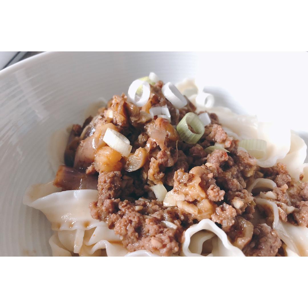肉末茄子焖面