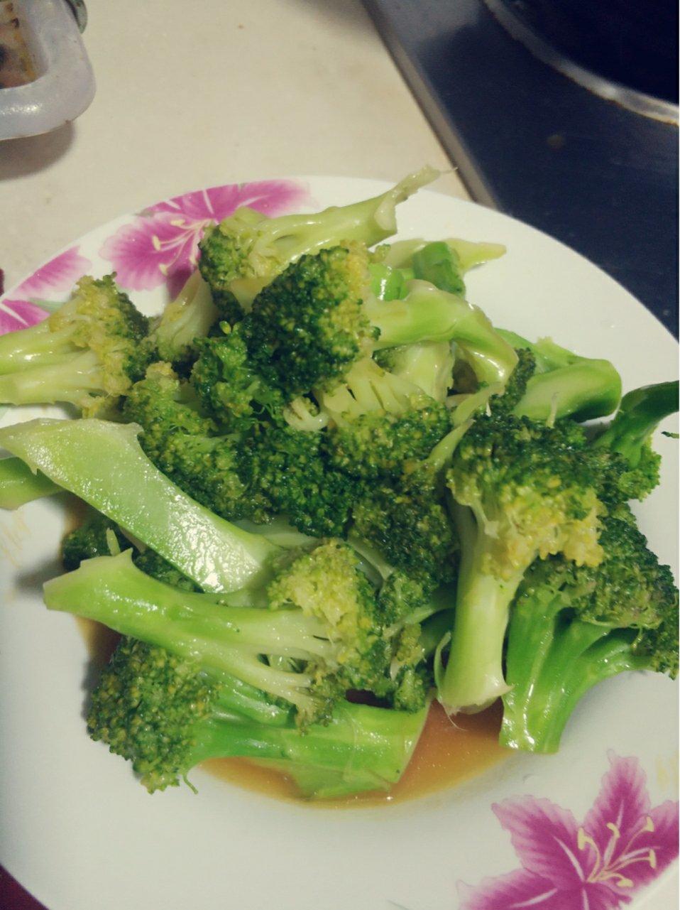 蚝油蒜蓉西兰花