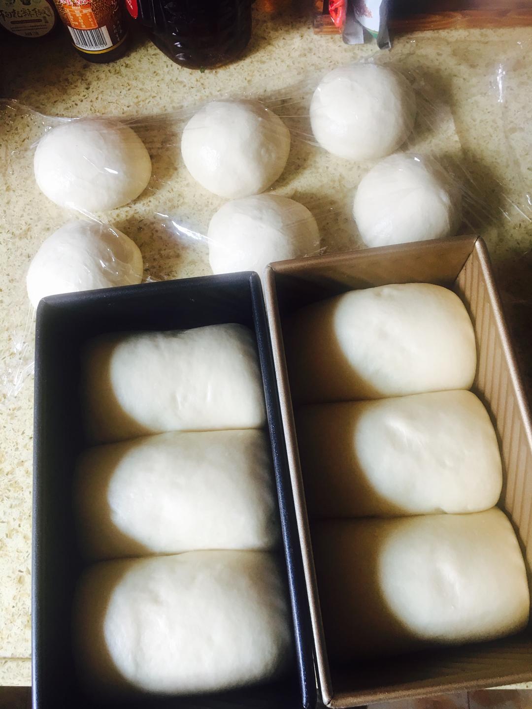 纯奶手撕吐司的做法 步骤1