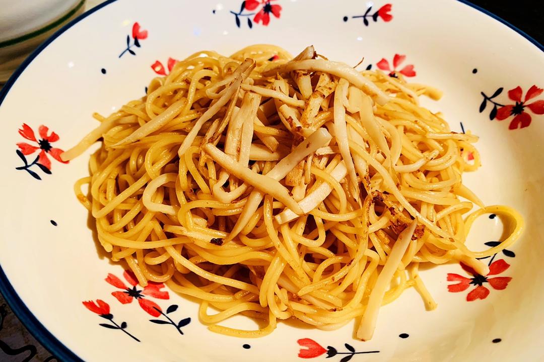 小叶子穿花裤的日常