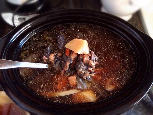 乌鸡山药汤