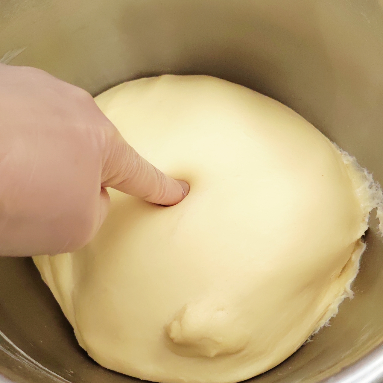 椰香鲜奶面包的做法 步骤5
