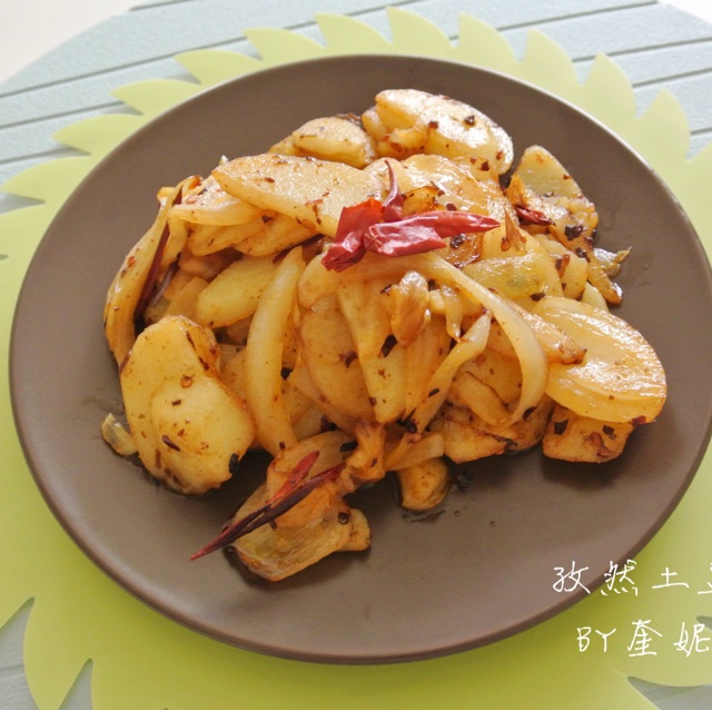 孜然洋葱土豆片