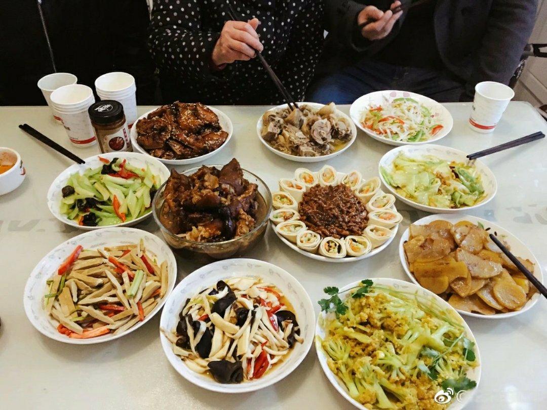 周末聚餐