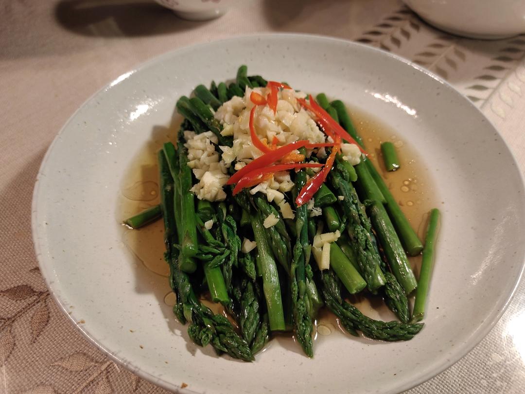 鲜味油淋芦笋