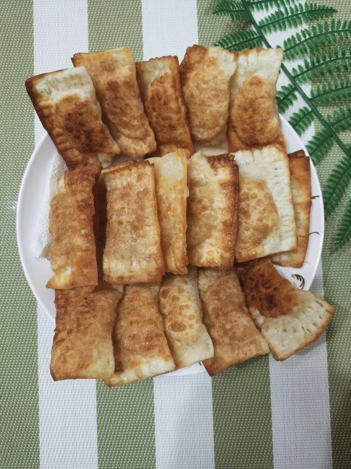 麦当劳的简易版苹果派，在家用馄饨皮就能做！
