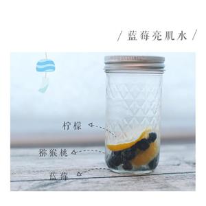 detox water 排毒水的做法 步骤2