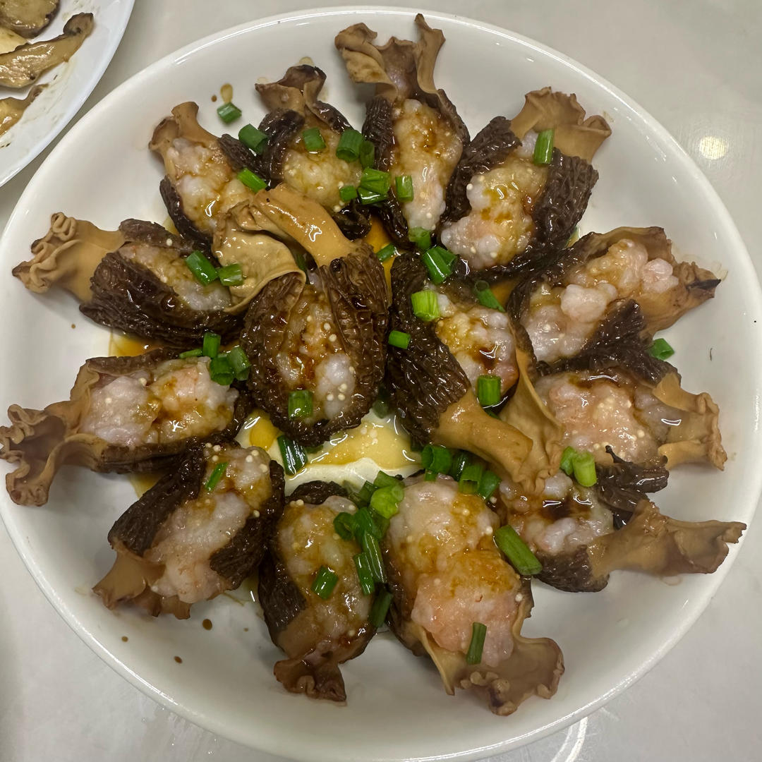 虾滑酿羊肚菌