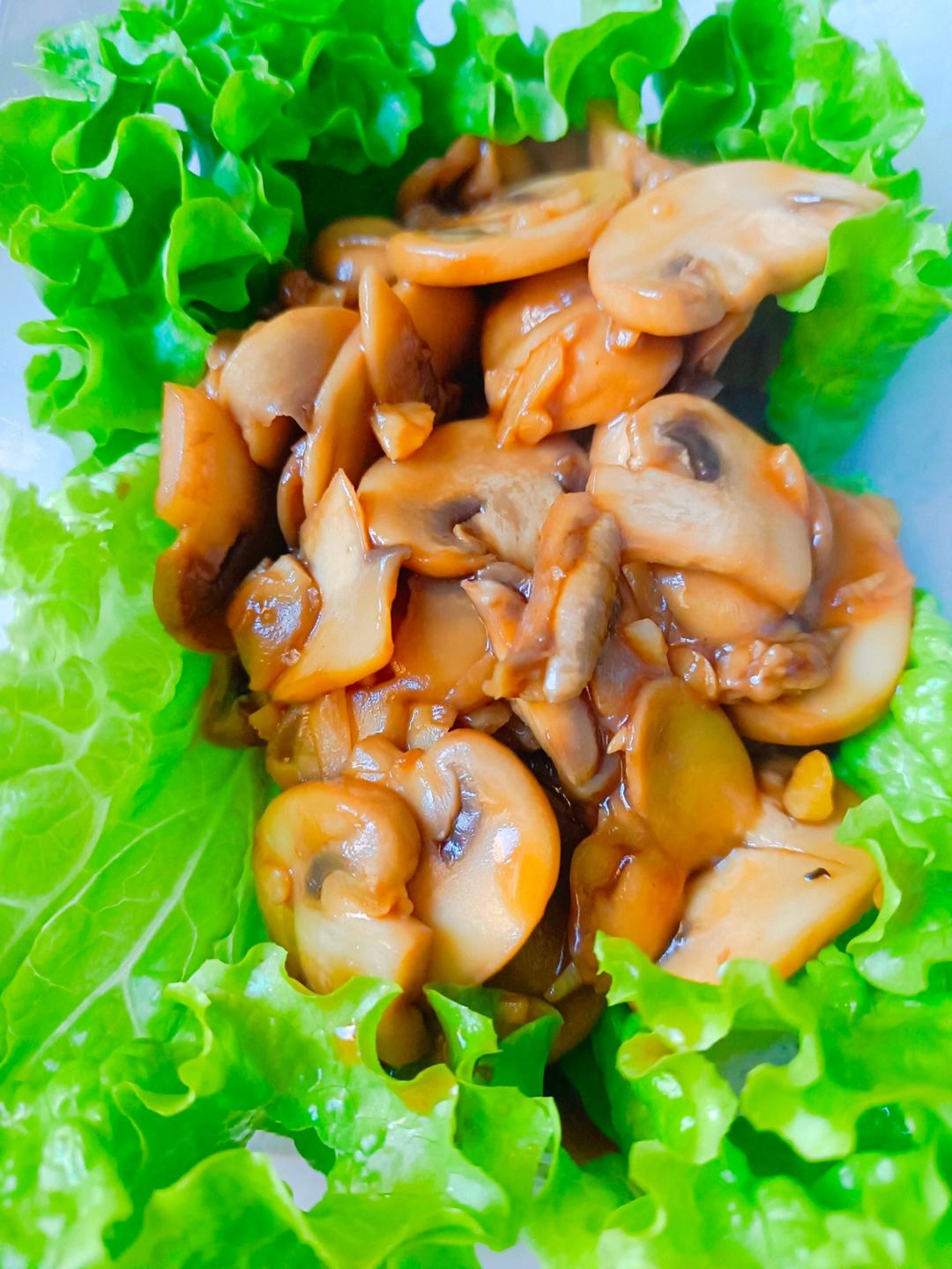 嫩滑多汁~蚝油炒口蘑