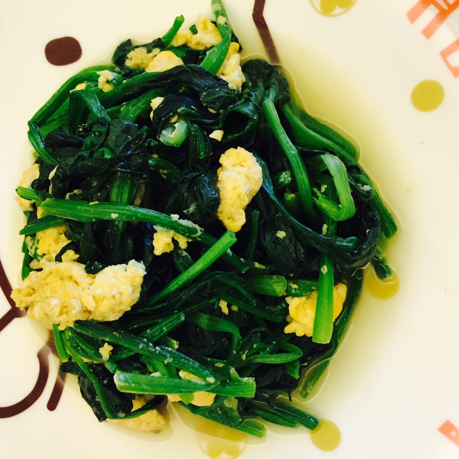 菠菜炒鸡蛋