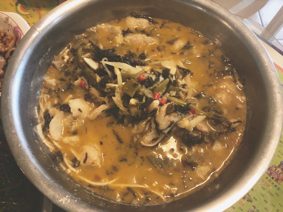 厨房新手都能做出来的大菜—酸菜鱼