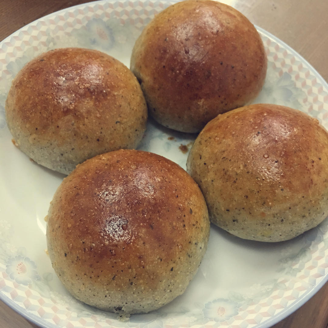 黄油面包卷