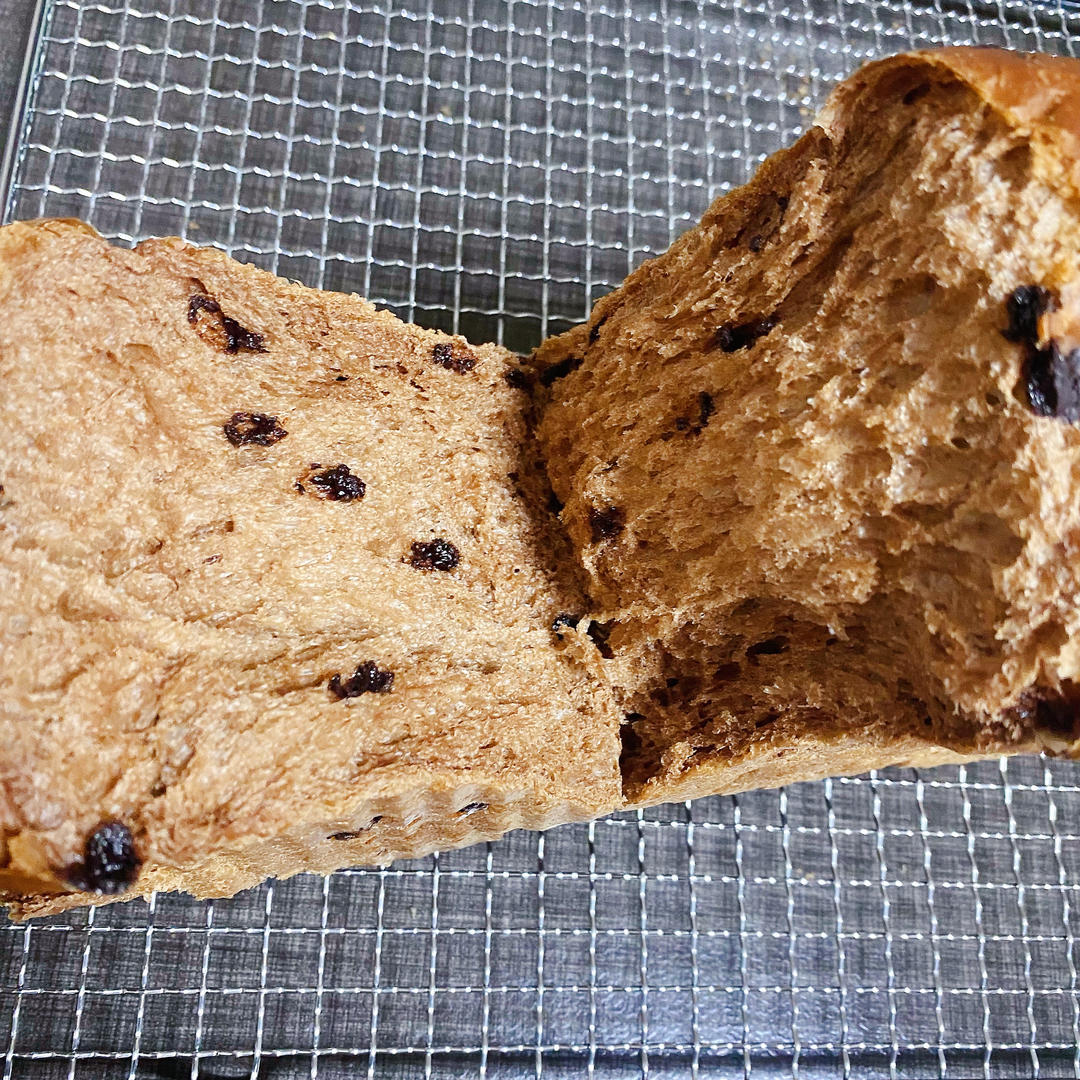 巨~巨好吃的巧克力奶油吐司