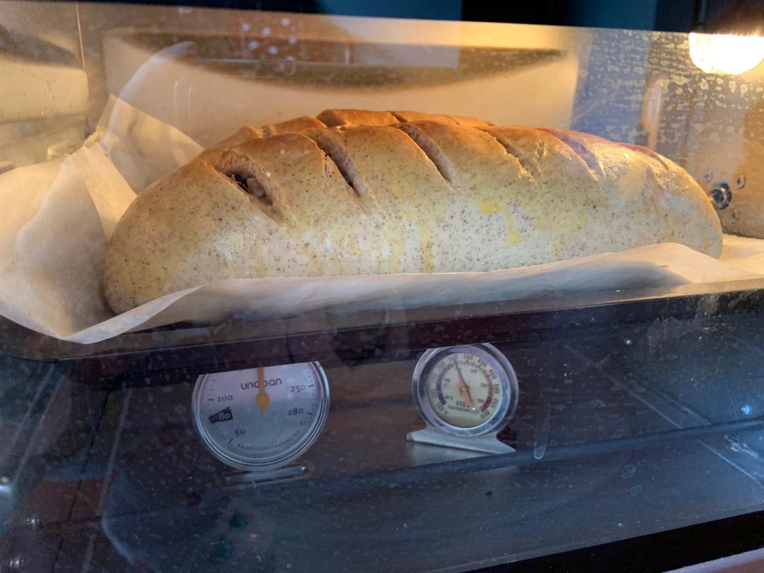 新疆果仁大列巴