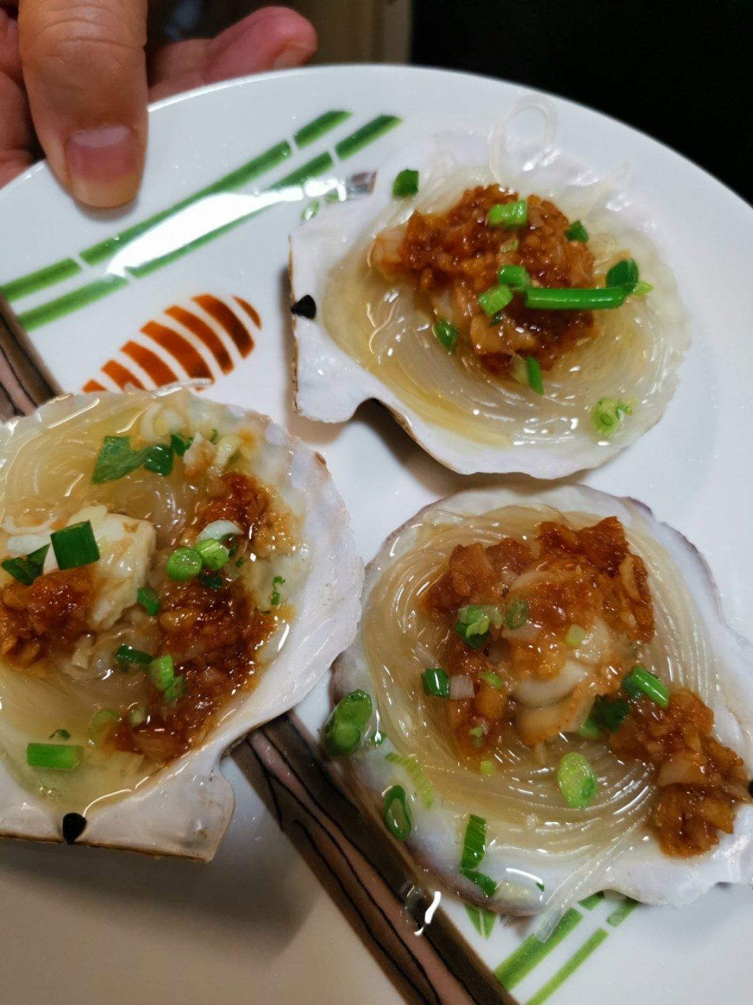 蒜蓉粉丝蒸扇贝