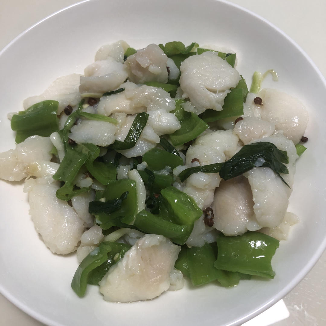 炒巴沙鱼片
