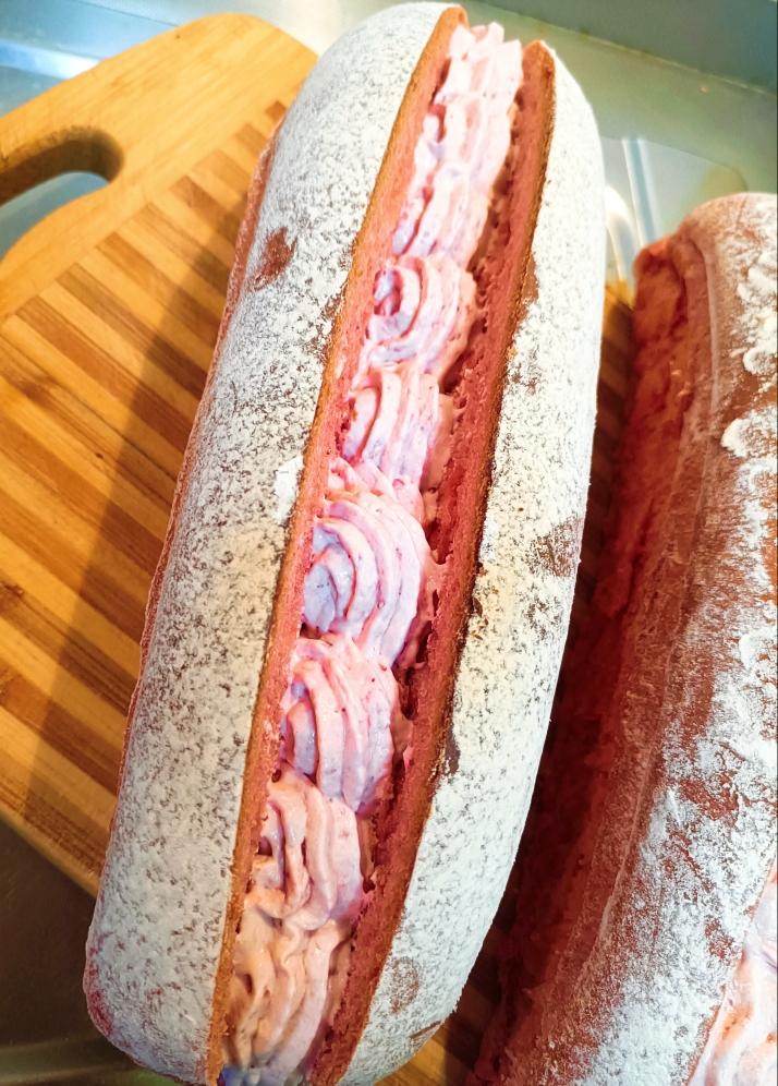 砂糖淡奶油排包（草莓奶油，可可奶油）